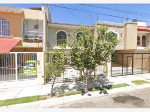 Casa en Batallon de San Patricio, Guadalajara, Jalisco