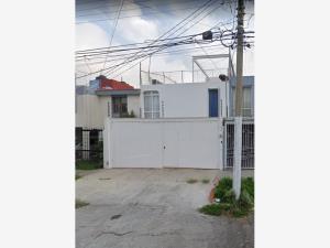 Casa en Las Aguilas, Zapopan, Jalisco