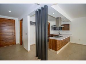 Casa en venta en Lomas de Atzingo, Cuernavaca, Morelos Casa en venta en Lomas de Atzingo, Cuernavaca, Morelos