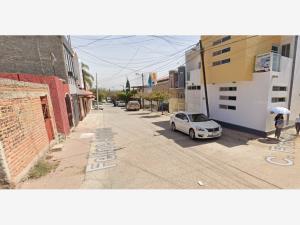 Casa en venta en El Salto Centro, El Salto — foto 3 de 11