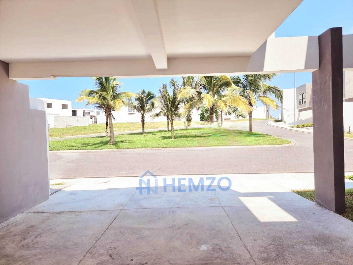 Casa en venta en Lomas de la Rioja, Alvarado — foto 1 de 10