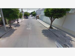 Casa en venta en Industrial Bravo, Culiacán — foto 3 de 12