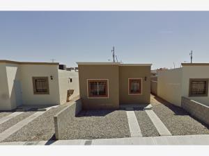 Casa en Residencial Barcelona II, Mexicali, Baja California