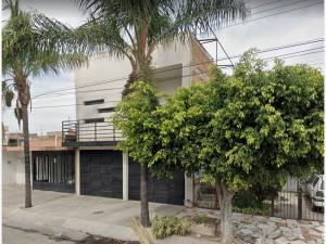 Casa en venta en Insurgentes 1a Secc, Guadalajara — foto 2 de 7