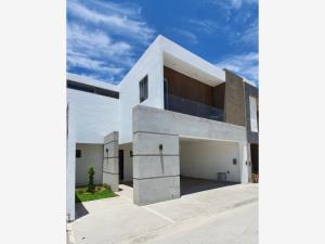 Casa en venta en Los Viñedos, Torreón — foto 2 de 13