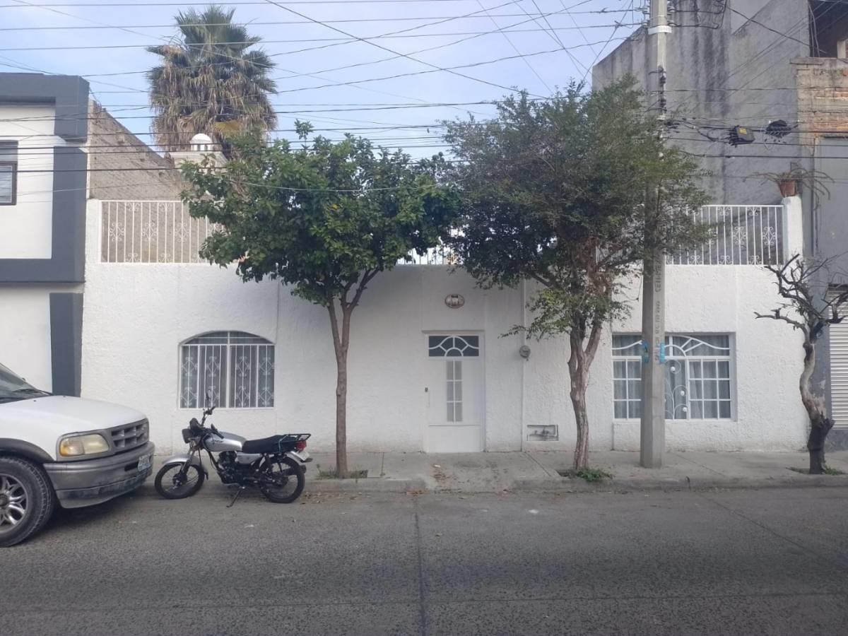 Casa en venta en Agustín Yáñez, Guadalajara — foto 1 de 13