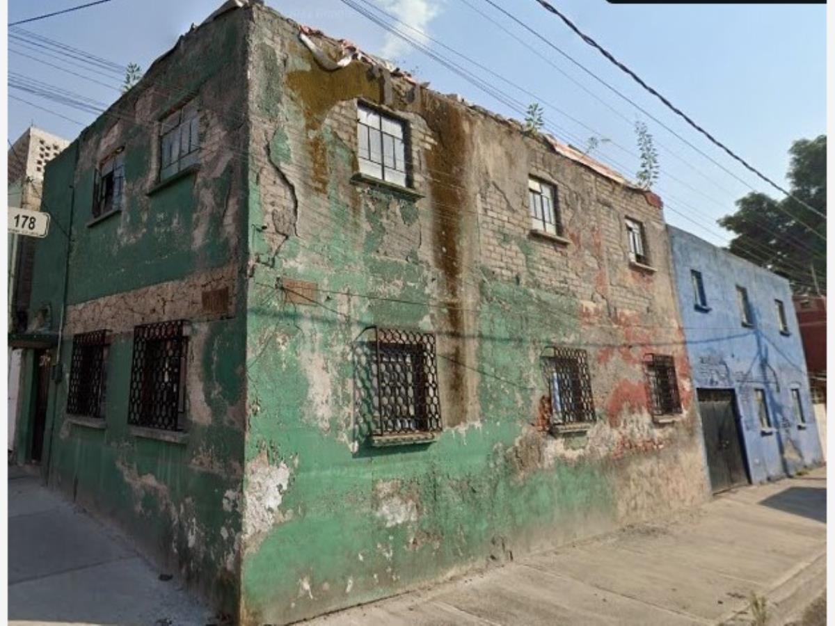 Casa en venta en Pensador Mexicano, Venustiano Carranza — foto 1 de 5
