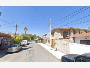 Casa en venta en America, Saltillo — foto 2 de 12