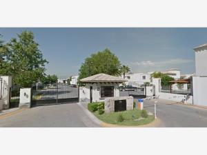 Casa en venta en Puerta Real, Torreón — foto 3 de 5