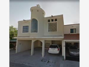 Casa en Residencial la Hacienda, Torreón, Coahuila de Zaragoza
