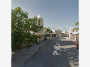 Casa en venta en Residencial la Hacienda, Torreón — foto 2 de 6