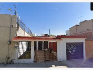 Casa en Los Pirules, Tlalnepantla de Baz, México