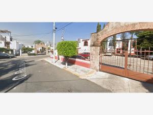 Casa en venta en Colonial Tlaquepaque, San Pedro Tlaquepaque — foto 2 de 5