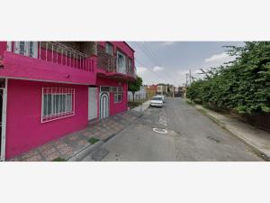 Casa en venta en Lomas de Tlaquepaque, San Pedro Tlaquepaque — foto 2 de 5