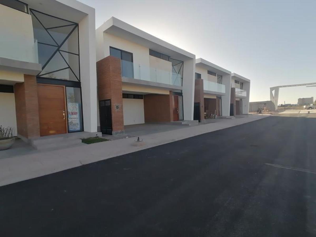 Casa en venta en Residencial Senderos, Torreón — foto 1 de 31