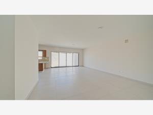 Casa en venta en Las Huertas, Saltillo — foto 3 de 9