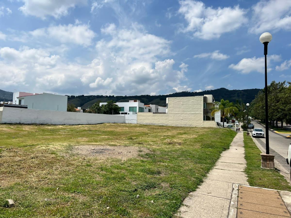 Terreno en venta en Bosques Santa Anita, Tlajomulco de Zúñiga — foto 1 de 13