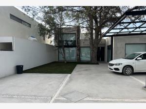 Casa en venta en Los Gonzalez, Saltillo — foto 2 de 45