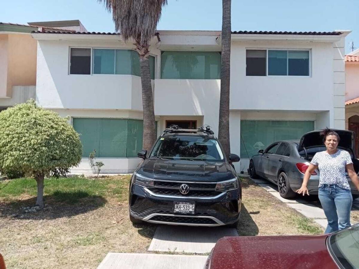 Casa en venta en Pueblo Nuevo, Corregidora — foto 1 de 14
