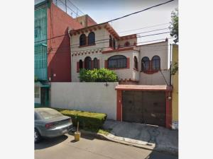 Casa en Claveria, Azcapotzalco, Ciudad de México