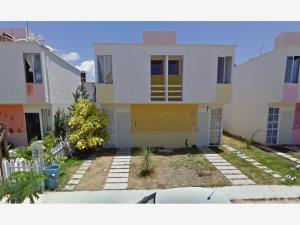 Casa en venta en Villas Riviera, Playa del Carmen — foto 1 de 6