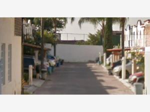 Casa en venta en Balcones de Santa Maria, San Pedro Tlaquepaque — foto 3 de 10