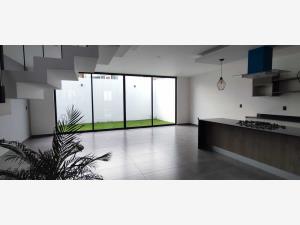 Casa en venta en Loma Alta, Morelia — foto 3 de 16