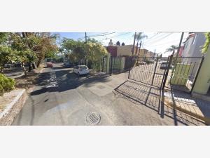 Casa en venta en Misión Del Bosque, Zapopan — foto 2 de 5
