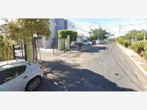 Casa en venta en Misión Del Bosque, Zapopan — foto 3 de 5
