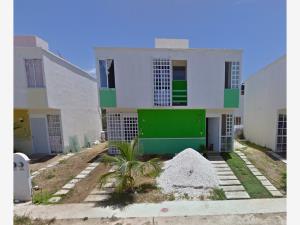 Casa en venta en Villas Riviera, Playa del Carmen — foto 1 de 6