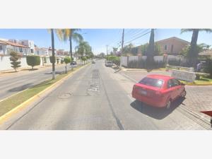 Casa en venta en Parque Regency, Zapopan — foto 2 de 5