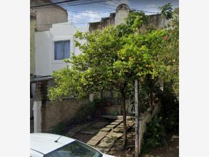 Casa en Santa Ana Tepetitlan, Zapopan, Jalisco