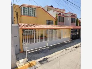 Casa en venta en Valle Dorado, Tlalnepantla de Baz — foto 2 de 13