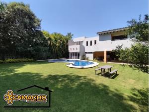 Casa en venta en Club de golf Tabachines, Cuernavaca — foto 2 de 27
