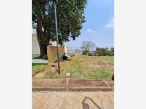 Terreno en venta en La Herradura, Cuernavaca, Morelos Terreno en venta en La Herradura, Cuernavaca, Morelos