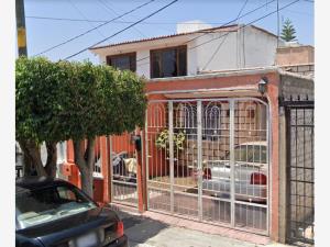 Casa en venta en Valle de los Olivos, Corregidora — foto 2 de 20