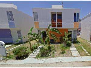 Casa en venta en Villas Riviera, Playa del Carmen — foto 1 de 6