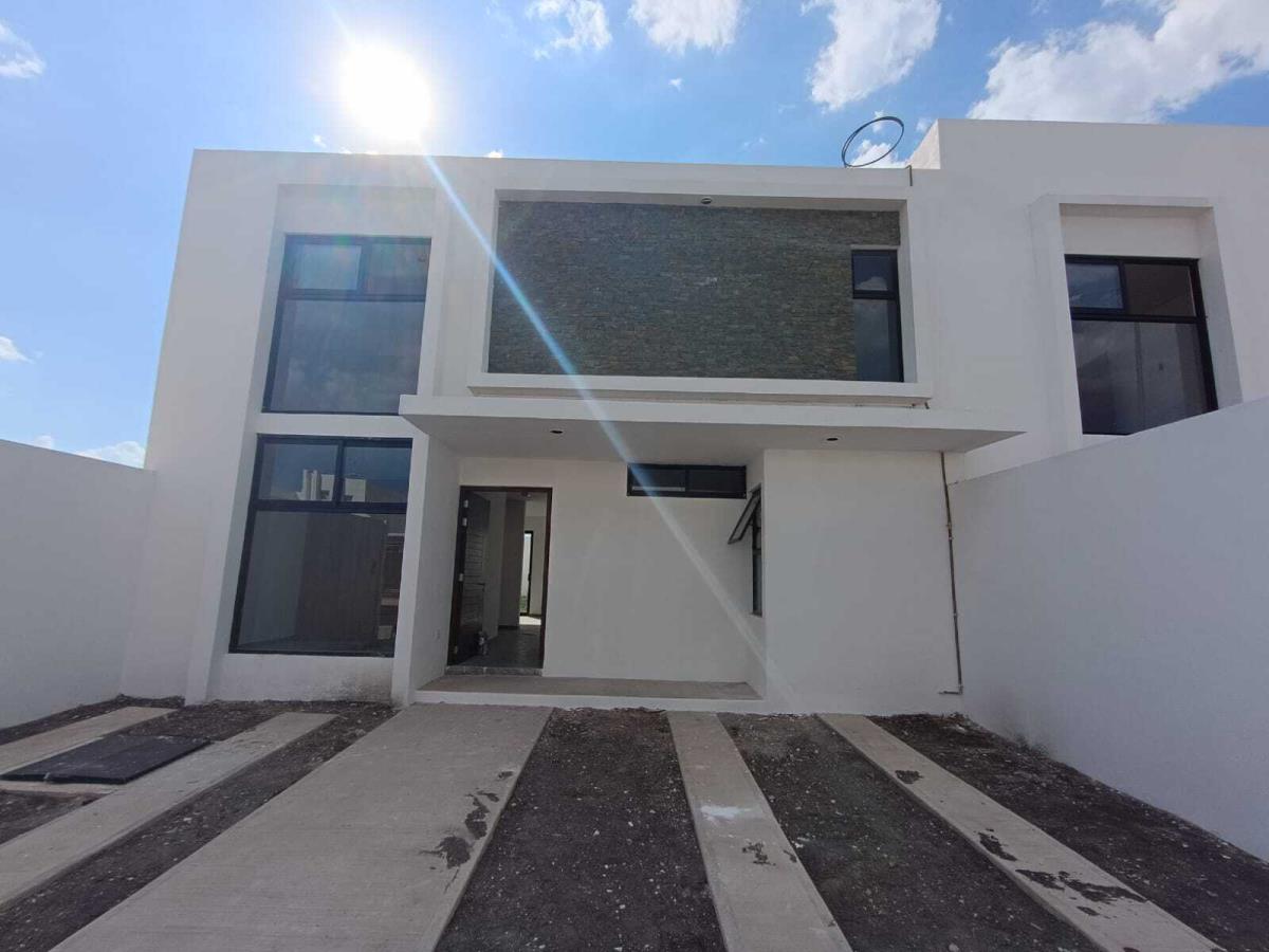 Casa en venta en Residencial Santa Fe, Corregidora — foto 1 de 14