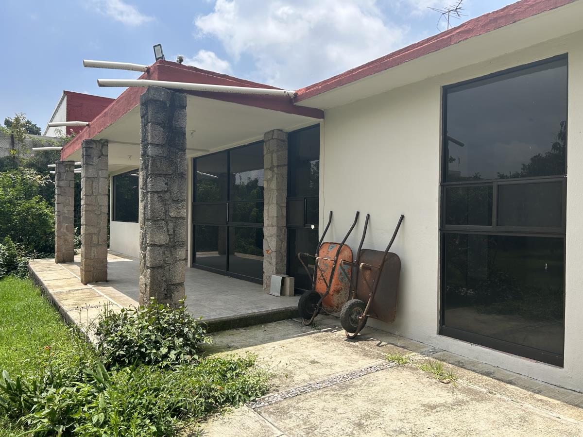 Casa en venta en La Paloma, Cuernavaca — foto 1 de 35