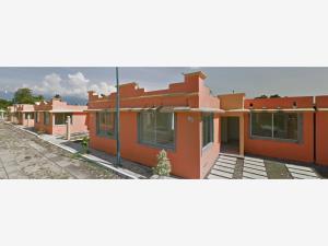 Casa en venta en La Arbolada, Huixtla, Chiapas
