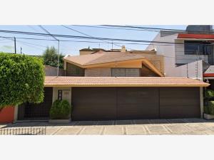Casa en Ciudad Satelite, Naucalpan de Juárez, México