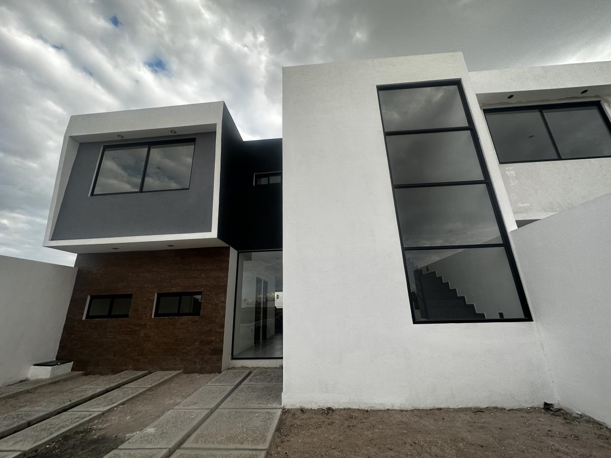 Casa en venta en Residencial Santa Fe, Corregidora — foto 1 de 55