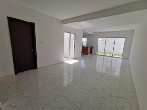 Casa en venta en Lomas de la Rioja, Alvarado — foto 2 de 9