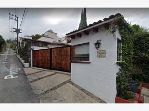 Casa en venta en San Nicolás Totolapan, La Magdalena Contreras — foto 2 de 9