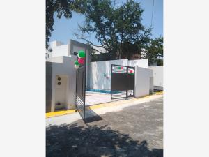 Casa en venta en Internado Palmira, Cuernavaca — foto 3 de 25