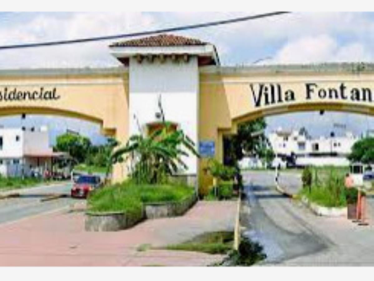Casa en venta en Villa Fontana, San Pedro Tlaquepaque — foto 1 de 18