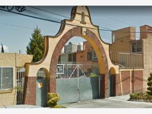 Casa en venta en Independencia, Toluca — foto 2 de 10