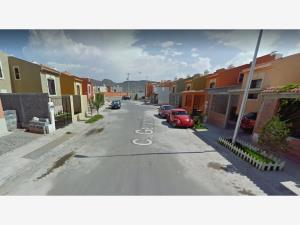 Casa en venta en Saltillo 2000, Saltillo — foto 3 de 9