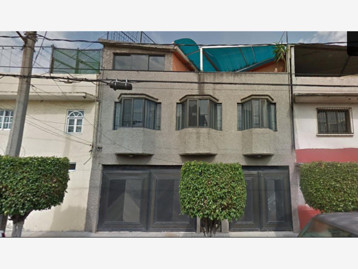 Casa en venta en Moctezuma 1a Sección, Venustiano Carranza — foto 1 de 10