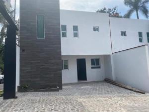 Casa en venta en Miraval, Cuernavaca — foto 2 de 14